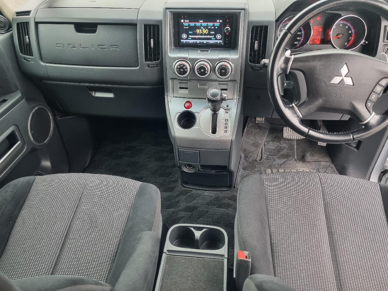 2007 Mitsubishi Delica