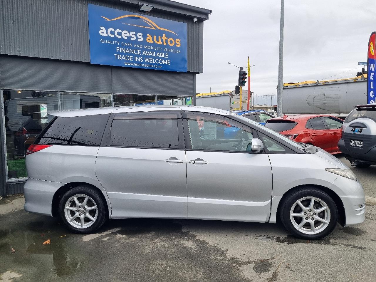 2006 Toyota Estima