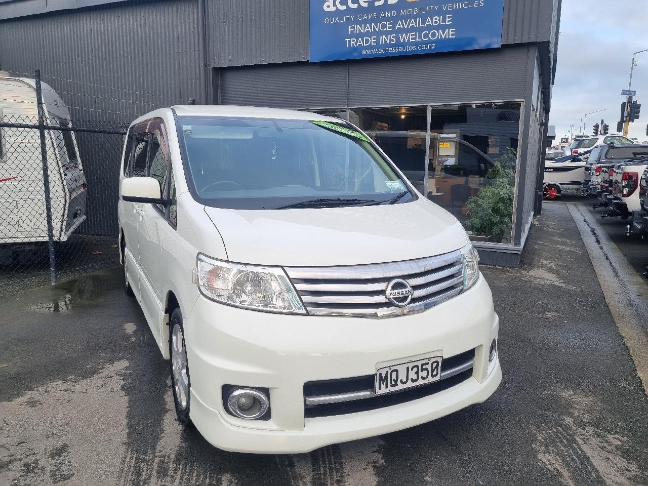 2007 Nissan Serena