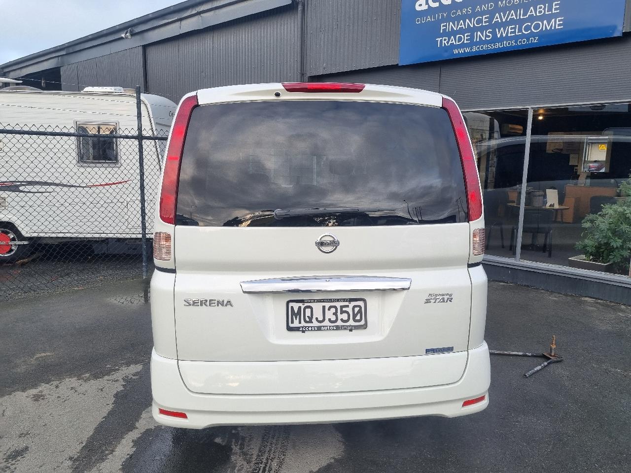 2007 Nissan Serena