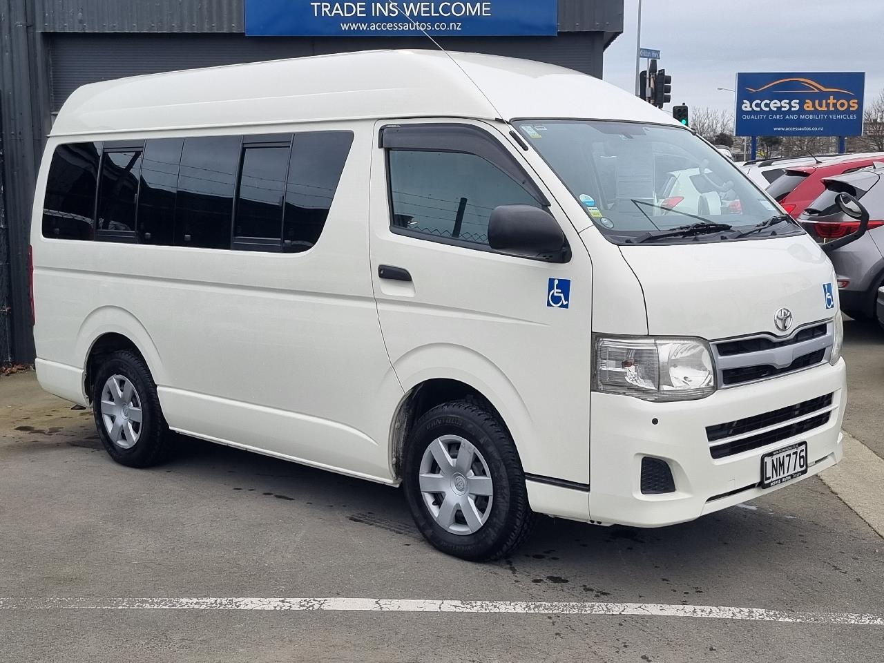 2010 Toyota Regius Hiace