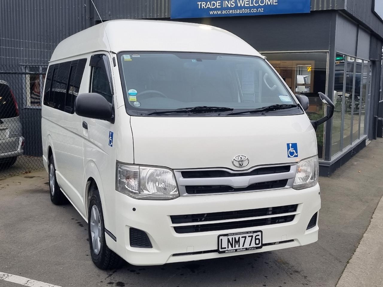 2010 Toyota Regius Hiace